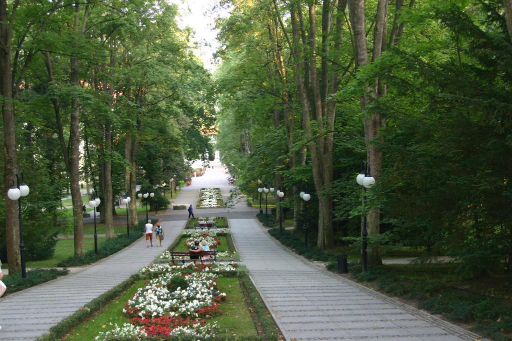 Apartament Z Ogrodem Поляница-Здрой Екстериор снимка